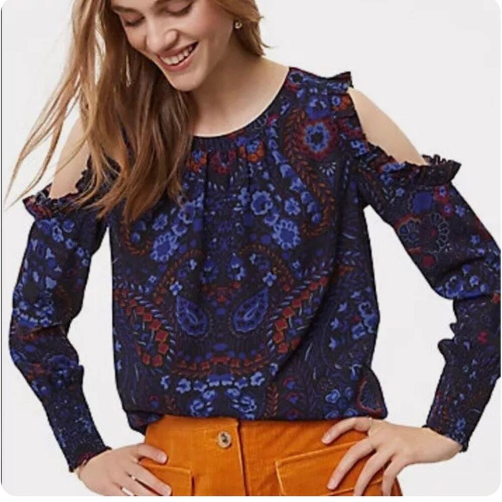 🩷 Loft Women’s Blue Paisley Cold Shoulder Blouse Size Small